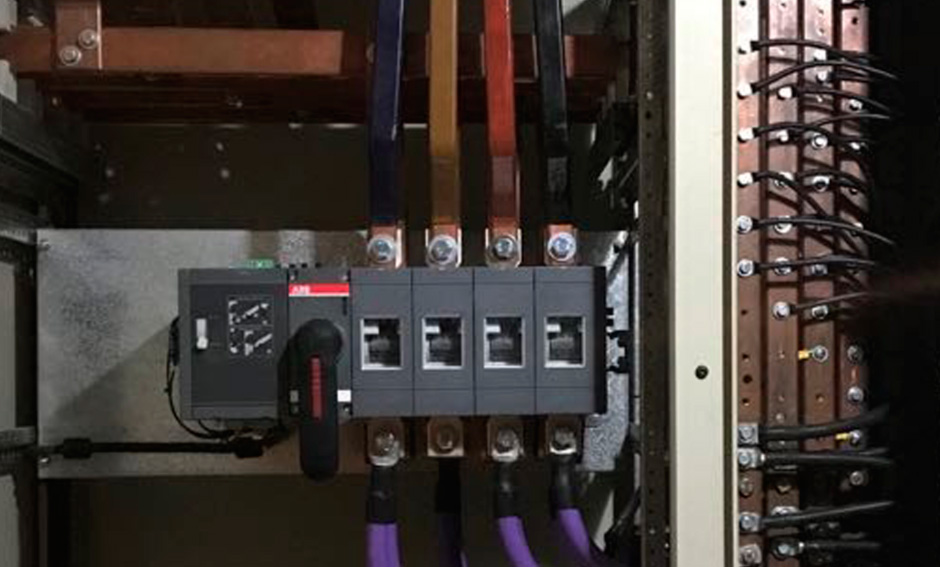 ingeniería en tableros de Kuhn